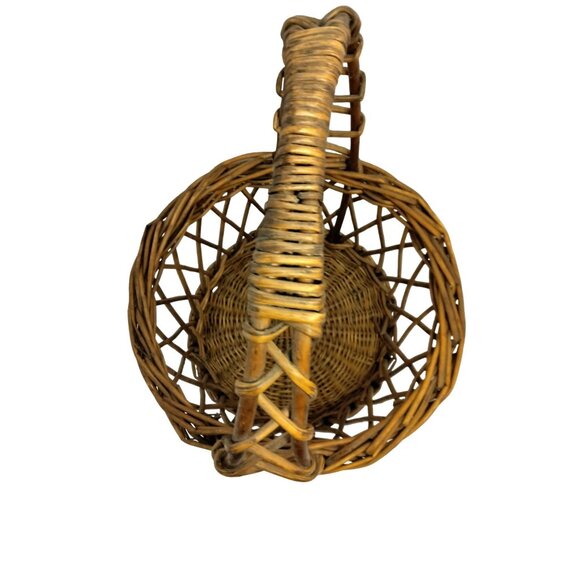 Large Vintage Willow Basket Handmade 12 inch - Picture 6 of 9